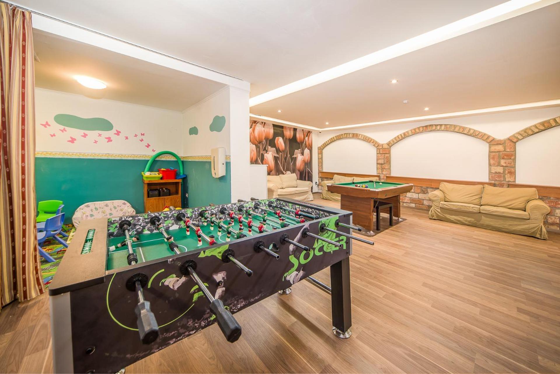 Hotel Piroska Bük エクステリア 写真