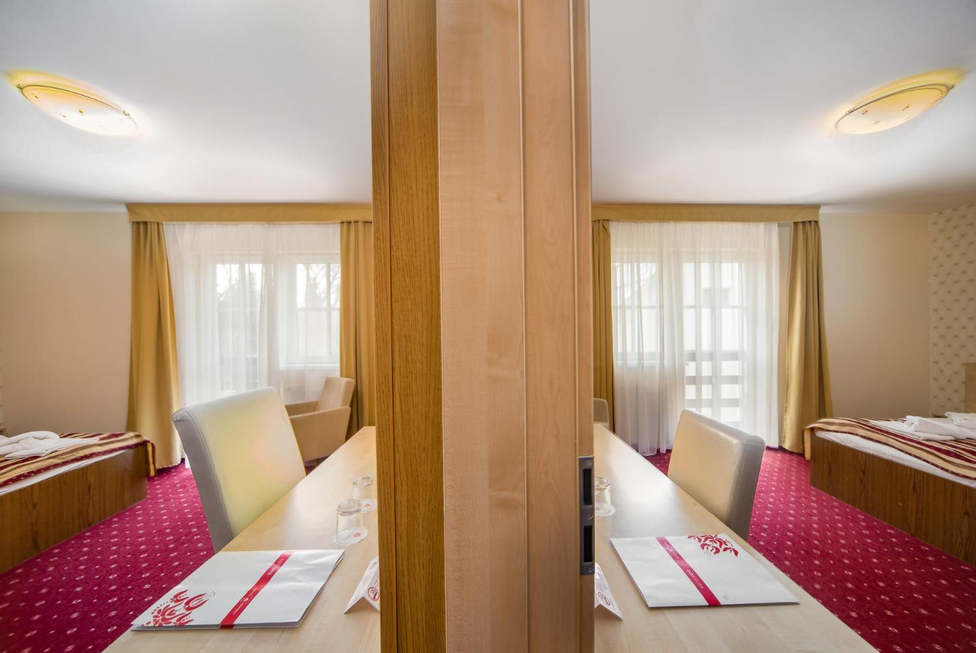 Hotel Piroska Bük エクステリア 写真